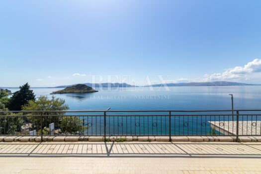 Senj, Sveti Juraj – dreistöckiges Haus in der ersten Reihe zum Meer 1748418181 sv juraj