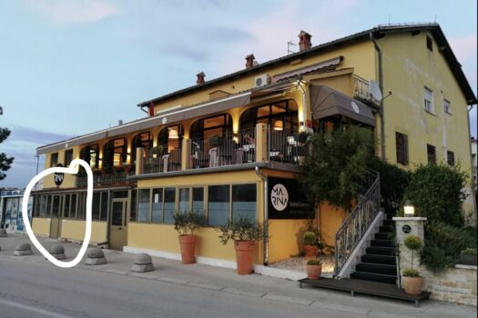 1748513237 1000033598