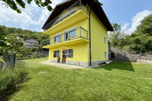 1749209950 fullsizerender 30