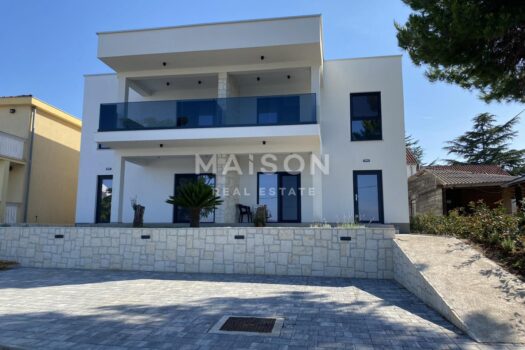 1749545609 20240726 103646