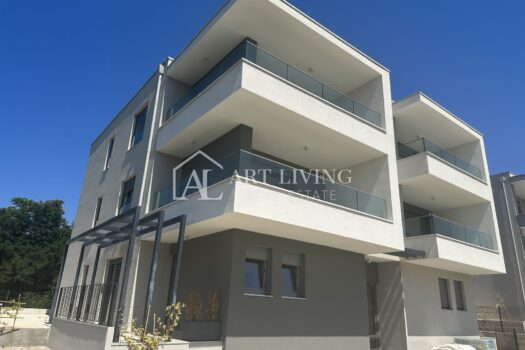 Umag-Gebiet, Wohnung von 80 m2 in attraktiver Lage 150 m vom Meer entfernt 1749631371 image00009