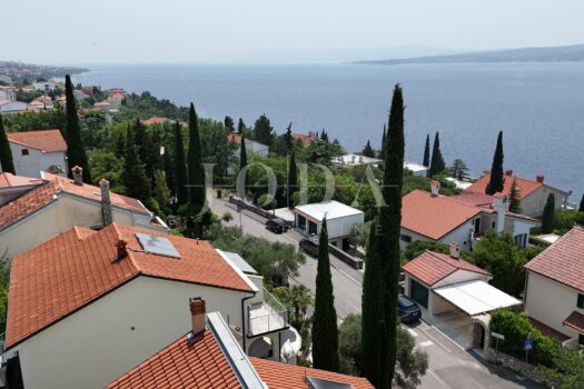 1749646753 1000079837