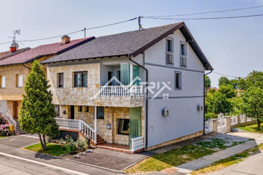 1750341913 osijek kuca s poslovnim prostorom i velikim dvoristem 8