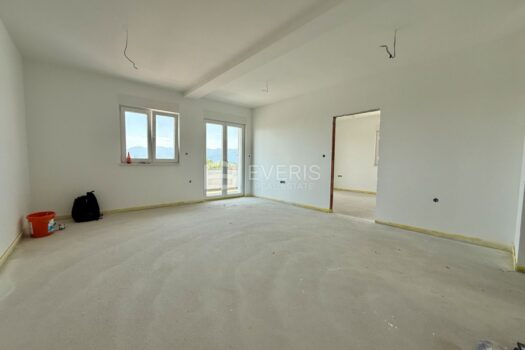 1750864995 fullsizerender 2