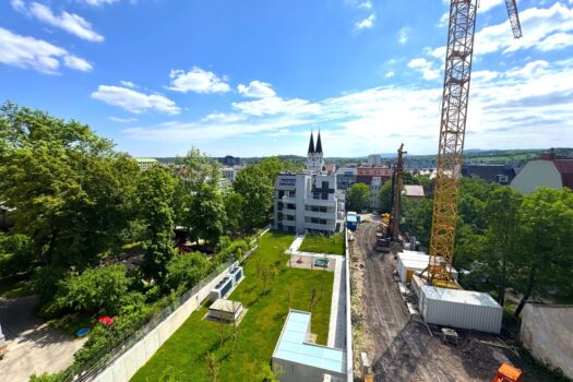 1RzI7D9qnnebrn7vCOuUNF 1