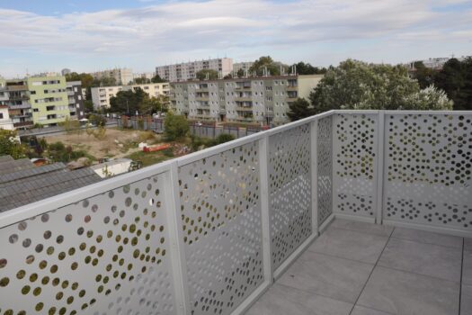 1zGFm5q2i92K1c0g1hBHbT