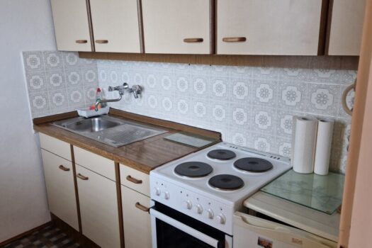 2MKok3WcLgfGLc96ldXQ6D 1