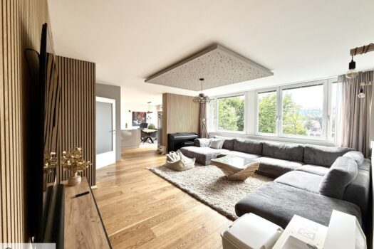 3NZGGuWKAA8Edd5I1vrWy6