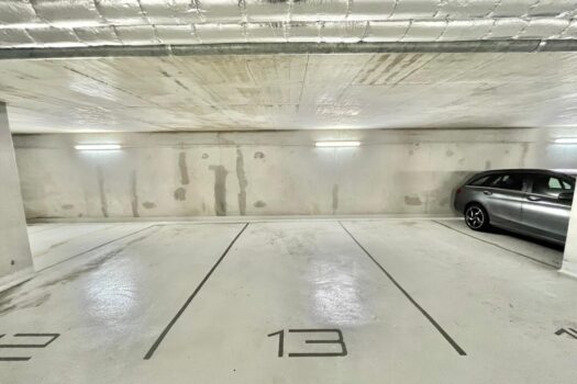 3aaInLxYLbmWCzIhoWti7z