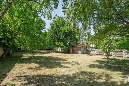 Zr8XGSx4lbUFYmX75nJzg