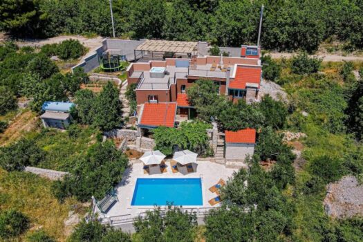Haus mit Meerblick bei Omiš