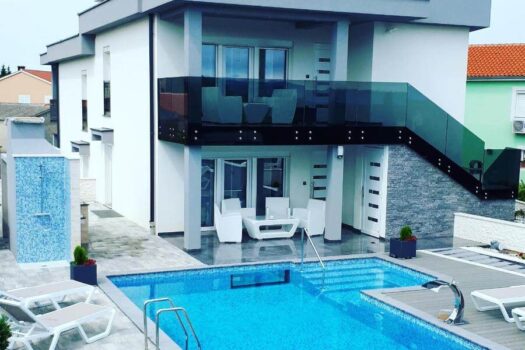 Erstaunliche neue Villa Krk