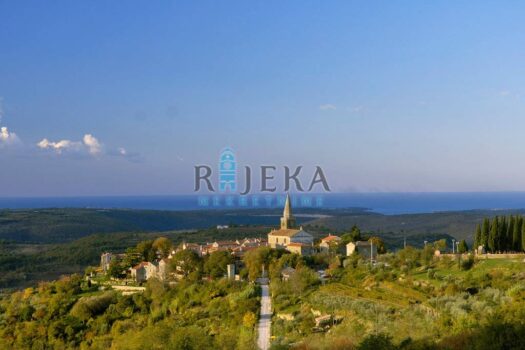 1520763098 istria groznjan