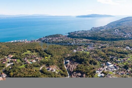 OPATIJA – GROSSES BAUGRUNDSTÜCK MIT BEGONNENEM BAU 1707132802 img 7224
