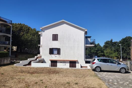 INSEL KRK, NJIVICE – Apartment mit einem Schlafzimmer und großem Wohnzimmer 1721564391 img 20220709 100432