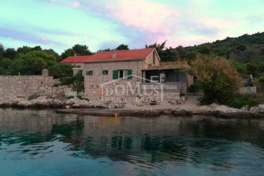 Insel Žut, 1. Reihe zum Meer, Bungalow 58,85m2, Garten 1723819512 2648 1