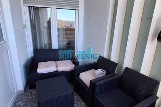 1741033607 car 13 12