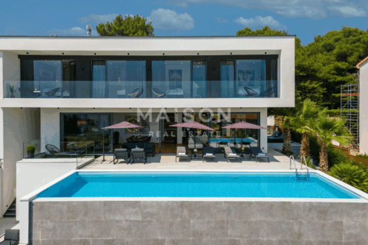 Villa Medulin, 400m2 1743776225 dds6818g