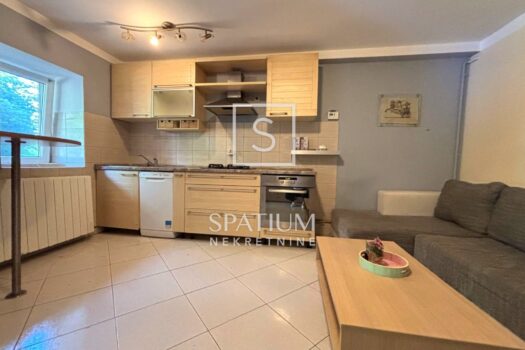 KOZALA, NUR BEI UNS, 2 SZ+WZ MIT BALKON UND PARKPLATZ 1749201523 5d4ae9d4 069c 46c3 9657 d10e0dc21d9d