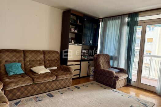 1751447343 fullsizerender 1