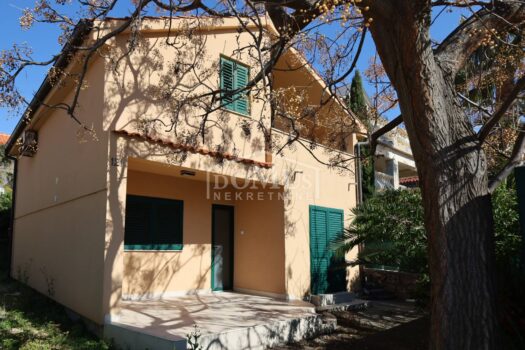 Vir, Familienhaus 130 m2, nur 40 m vom Strand entfernt 1751548026 web01