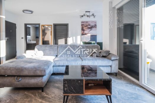 1751666701 mm 9 of 14