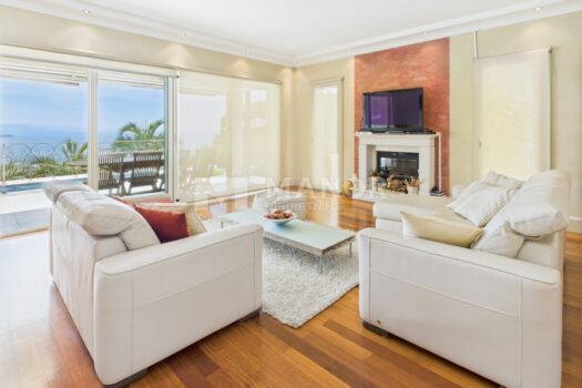 1752147641 cam03529g0 pr0128 still007