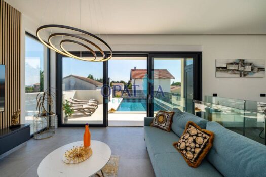 1752317306 vrsi4 2303 k4238 g