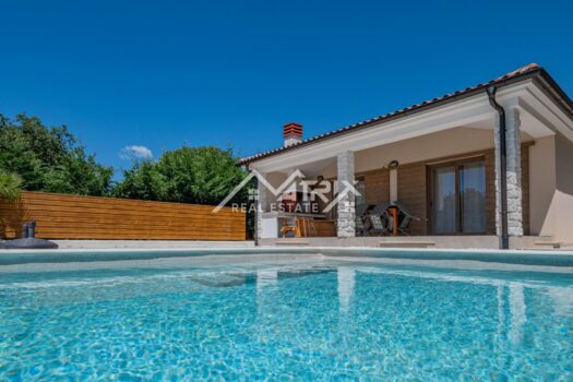 1752788859 mm 9 of 12