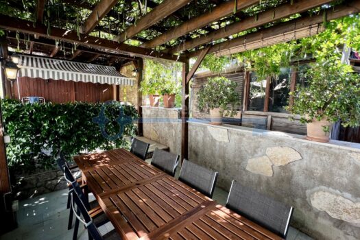 1752845045 2025 07 18 09