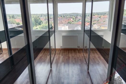 2301 Groß Enzersdorf, klimatisierte Dachwohnung, Traumblick, 4Zi, Loggia , All inklusive! Schlaf  oder Kinderzimmer