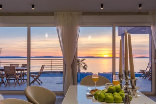 Stilvolle Villa mit malerischem Meerblick - Split Stilvolle Villa mit malerischem Meerblick - Split