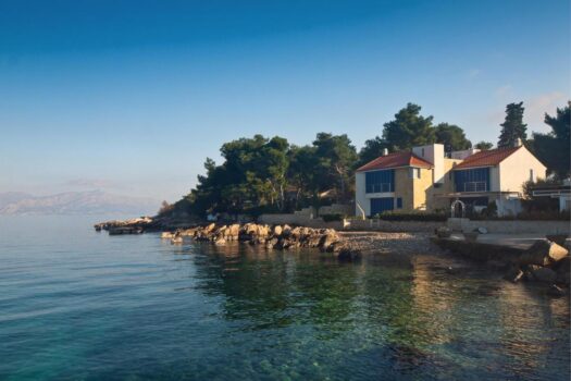 Haus am Meer auf der Insel Brač