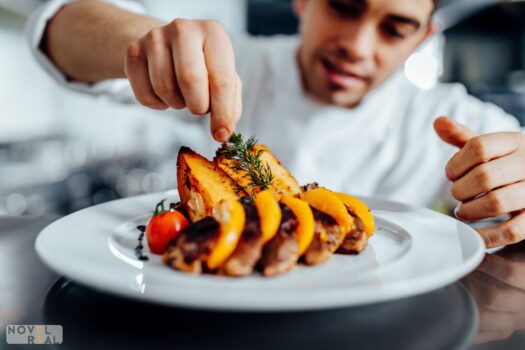 2NATcEo0MCK4y6Vlig150y