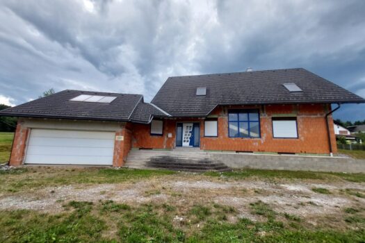 Einfamilienhaus in Traumlage mit Sanierungsbedarf 2PBtI7jWr6ed5Mn53fzjo0