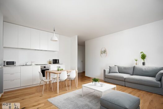 3Xq2kQnfEAXXbVdfFQiJ9c