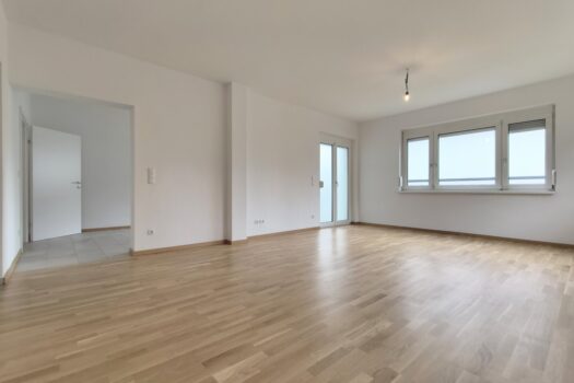 3gdxqC5HCM7GF0ruRM5VzO 2