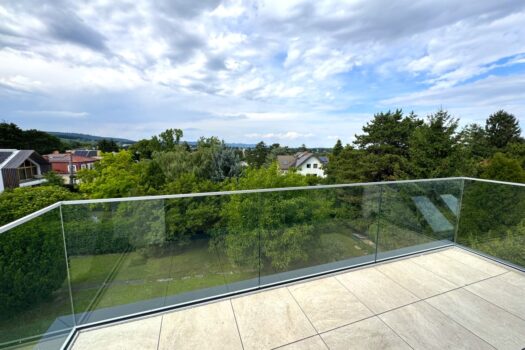 40KImpZsg9rIazoZtnaY8T