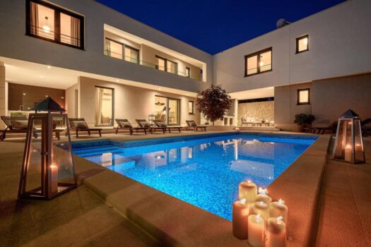 Erstaunliche Villa mit Meerblick Kastela