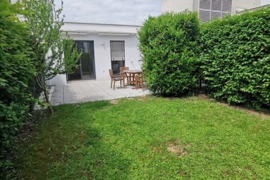 4KFX2a2sF9TjThK6wiSrSk