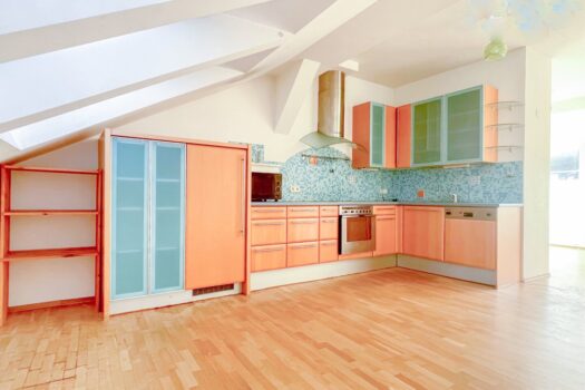 Sanierungs/Renovierungs DG mit Süd-Terrasse | 150m zum Schloss Schönbrunn | 2 Min. zur U4 605bbAOryXks3dWHwlAzX4