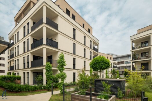 6ObpSnyAj8PBL3bfdy3ASj