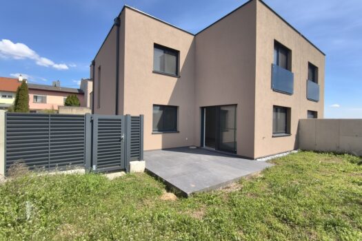 6RrzAAGxMXyakUtGtDL0qL