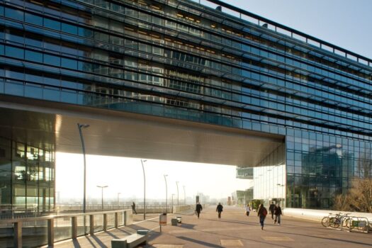 bhPzAjpuIlD4N8Ry71hzb