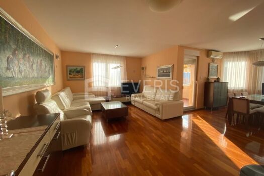 1665051559 151d0498 b6a8 4266 8bc8 4d9177d46b66