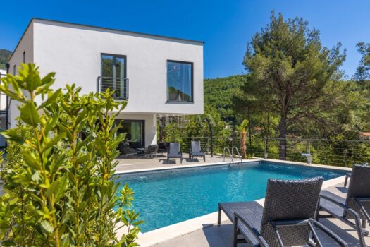 1695716719 moscenicka1