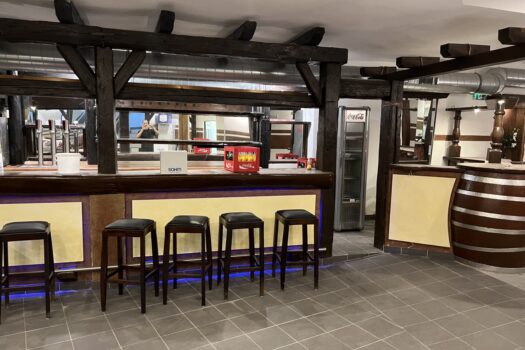 16mBl32yZyNwAcyQaEf52P 1