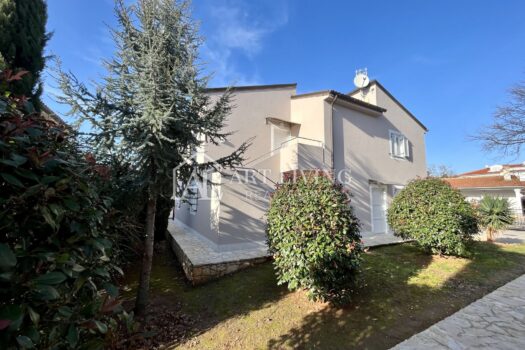 ISTRIEN, PULA, Umgebung - modernes Einfamilienhaus nur 150 m vom Meer entfernt 1707997771 25