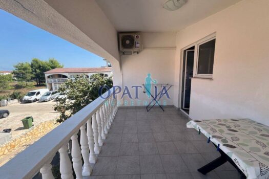 1724424962 vir zitna konrad15