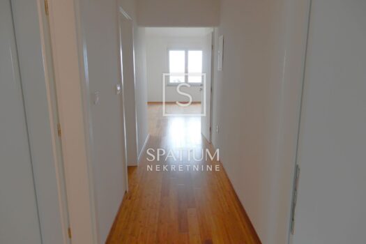 1734107130 moguci kat